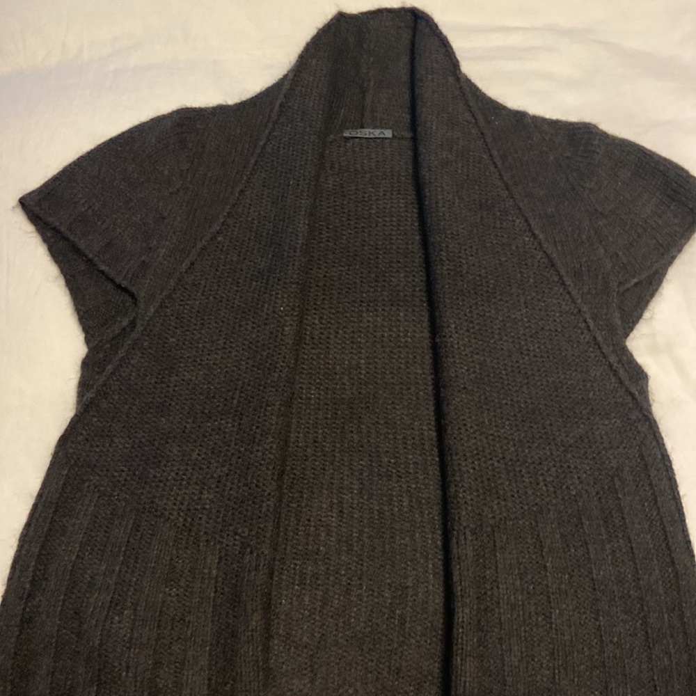 Vest - Picture 3 of 5